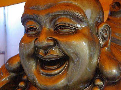laughter-therapy-laughing-buddha optri
