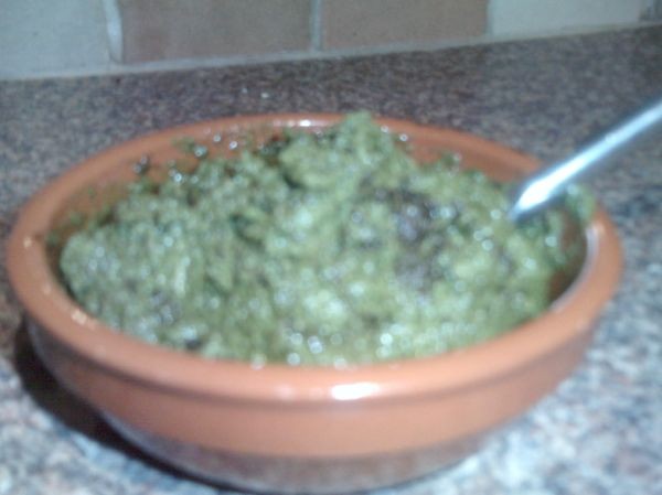 Pesto de fanes : 4 recettes gourmandes pour une cuisine zéro déchet
